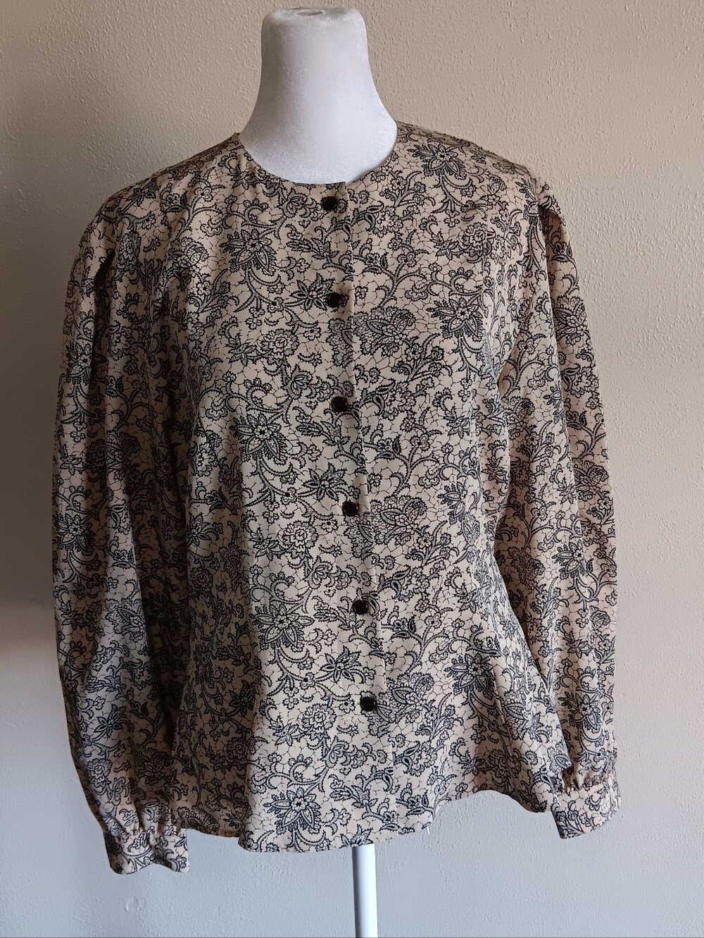 Whimsigoth Victorian Cream Black Button Up Blouse Size 12, Lightweight - Picture 7 of 7